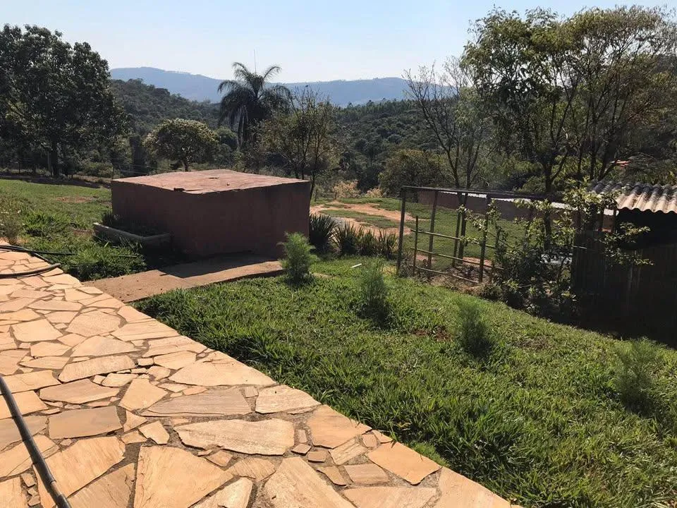 Imagem Otima chácara a venda em Itatiaiuçu/MG , Área com aproximadamente 2.000m²