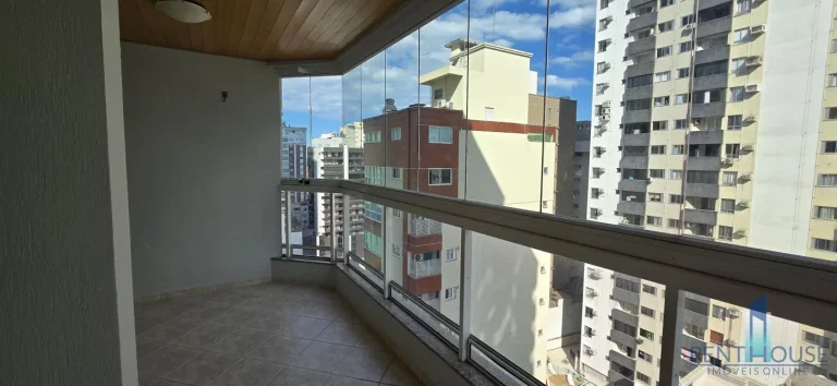Imagem Apartamento Zona Central para Venda em Balneário Camboriú, CENTRO, 3 dormitórios, 1 suíte, 2 banheiros, 2 vagas