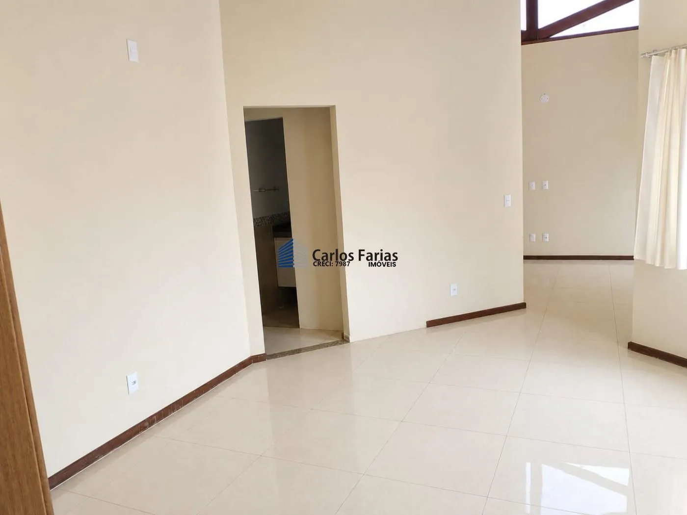 Imagem Casa em Condomínio para Venda em Brasília, Setor Habitacional Jardim Botânico, 4 dormitórios, 1 suíte, 5 banheiros, 2 vagas