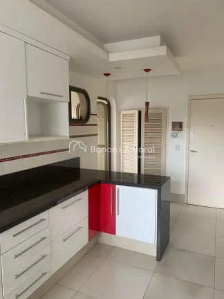 Imagem Apartamento espaçoso com 198m² em andar alto, muito bem iluminado pelo sol da manhã. Possui livin...