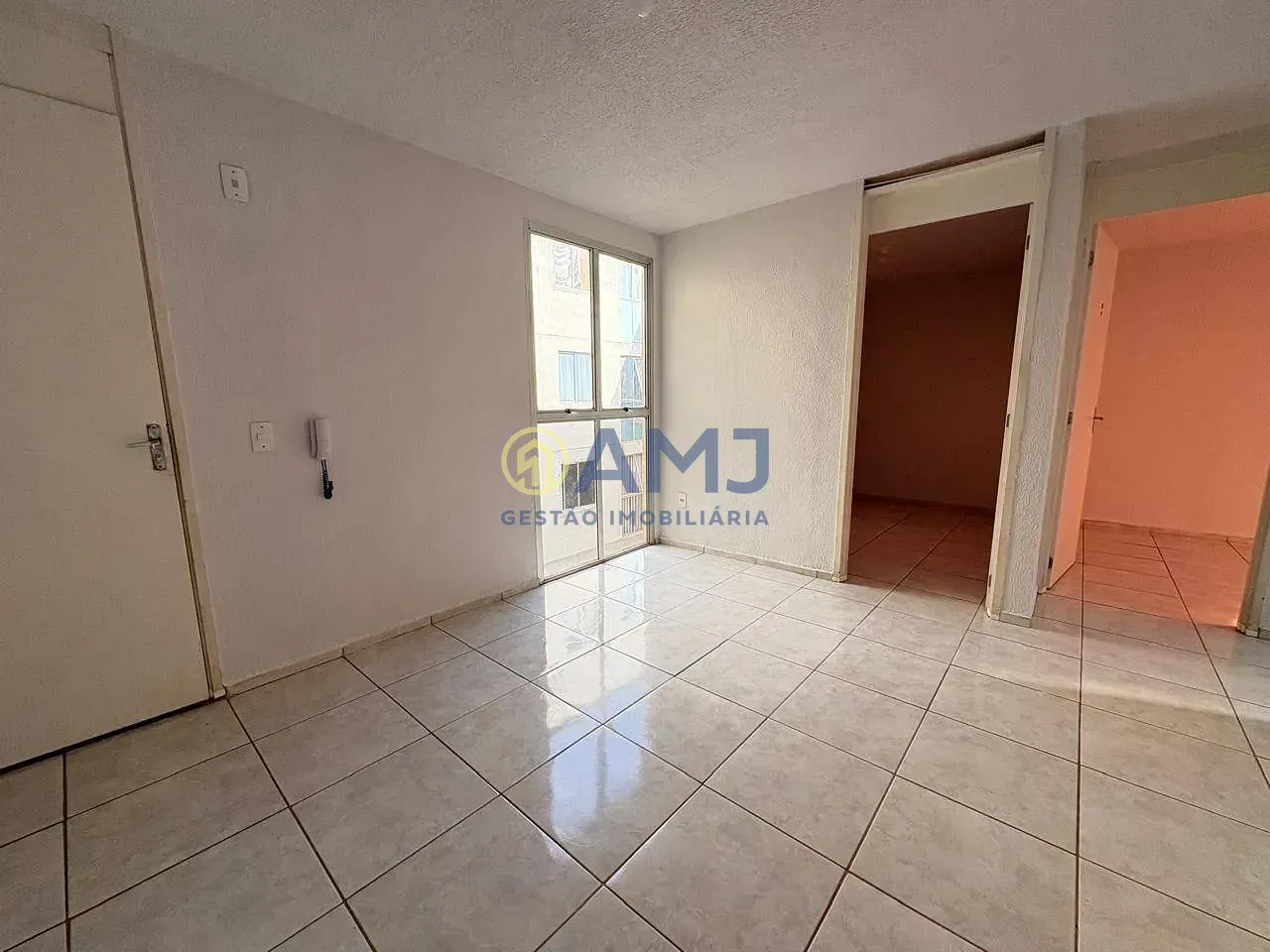 Imagem APARTAMENTO À VENDA NO CONJUNTO VERA CRUZ - GOIÂNIA