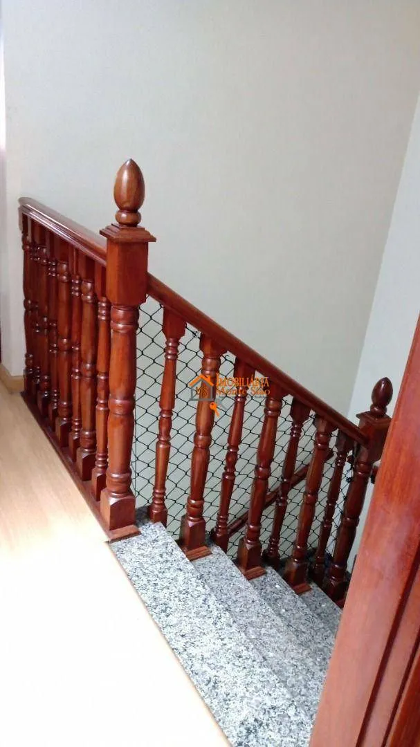 Imagem Sobrado com 3 dormitórios à venda, 160 m² por R$ 670.000,00 - Jardim São Jorge - Guarulhos/SP