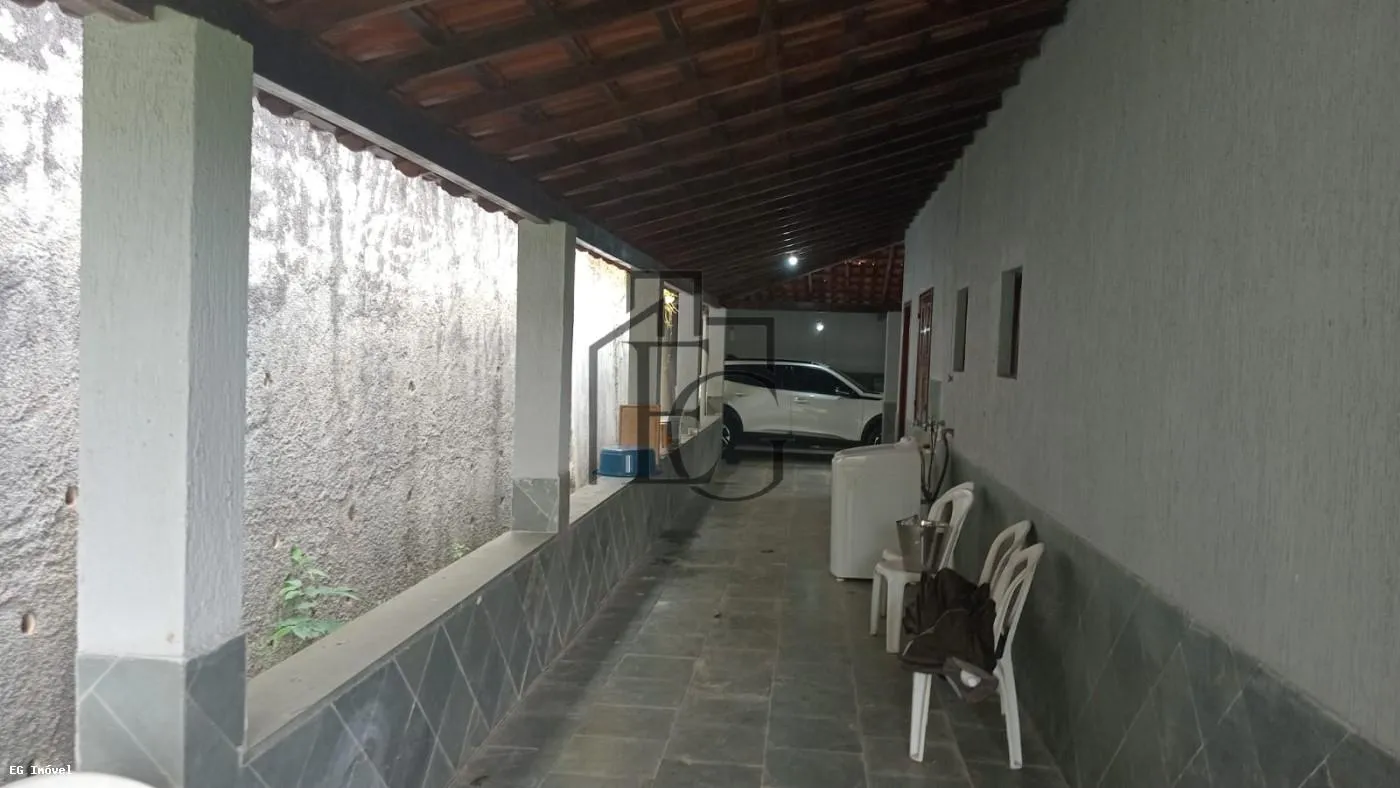 Imagem Sítio / Chácara para Venda em Silva Jardim, 3 dormitórios, 2 banheiros, 4 vagas