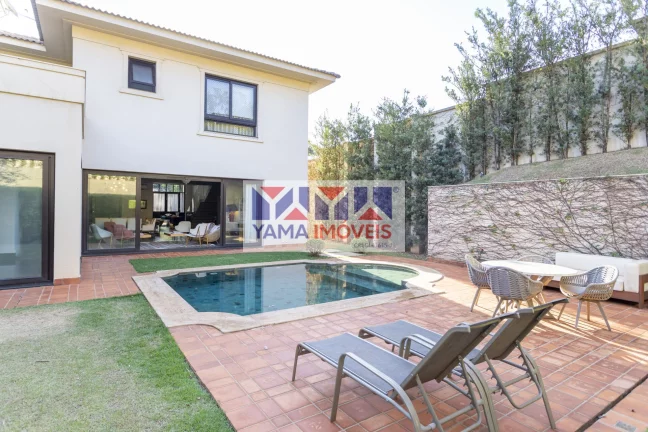 Imagem Casa Alto Padrão Condomínio Aspen 495 m²