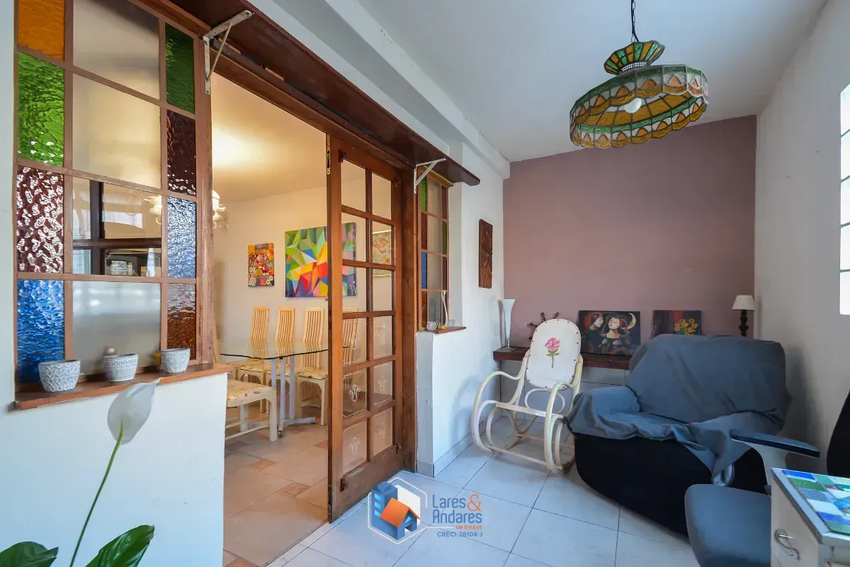 Imagem Casa para venda em Jardim da Glória com 4 quartos, sendo 1 suíte, 275m²