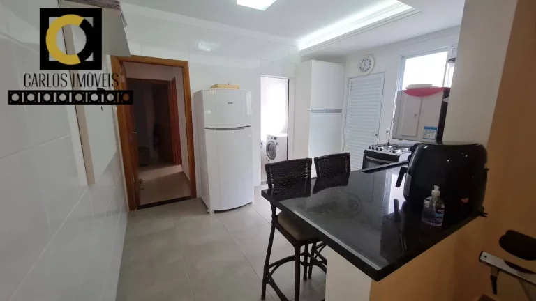 Imagem Casa sobreposta a venda, super bem localizada em Santos