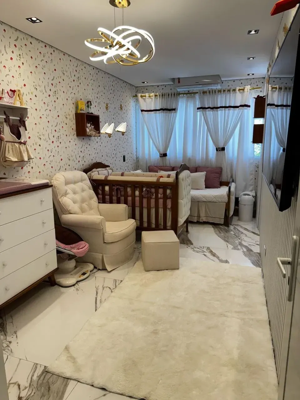 Imagem Casa com 4 Quartos à Venda, 342 m² em Alphaville - Santana de Parnaíba