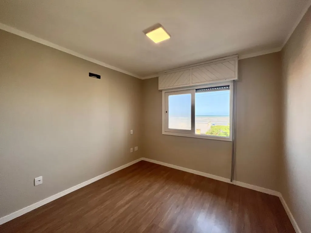 Imagem Apartamento 3Dormitórios dependência - Bairro Zona Nova