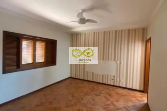 Imagem Venha conhecer essa incrível casa localizada em um dos bairros mais valorizados da cidade!