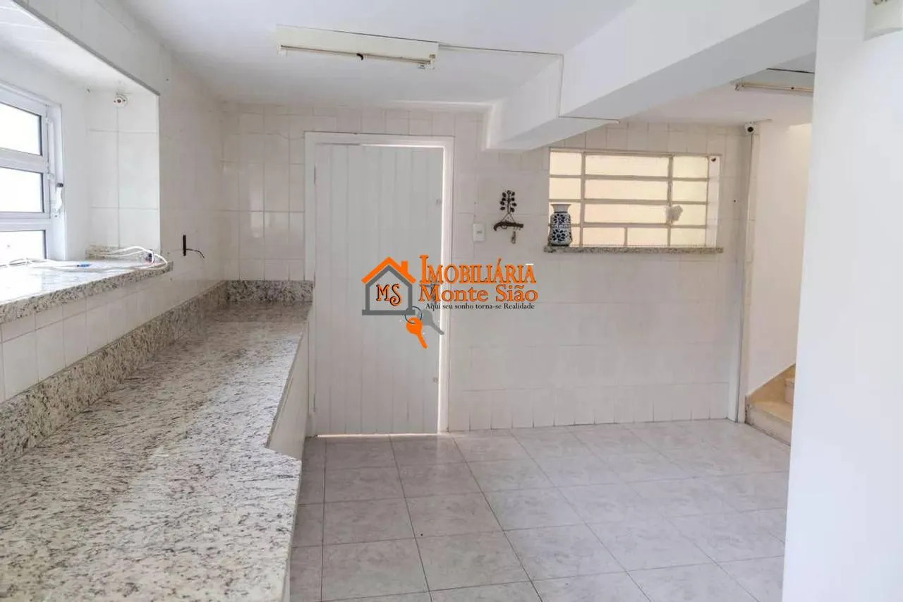 Imagem Casa com 3 dormitórios à venda, 180 m² por R$ 1.200.000,00 - Centro - Guarulhos/SP