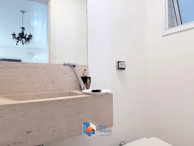 Imagem Sobrado para venda em Jardim Franca com 4 quartos, sendo 4 suítes, 249m²