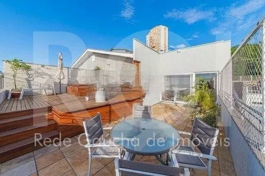Imagem Cobertura para Venda - 243m², 3 dormitórios, sendo 1 suites, 2 vagas - Menino De
