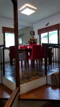 Imagem Linda casa de alvenaria em Cond fechado, Condado de Castella