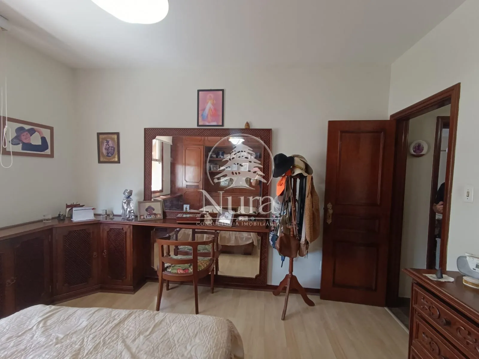 Imagem Apartamento de 4 quartos, 142m² no bairro Boqueirão, em Santos