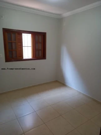 Imagem Casa para Venda em Limeira, Parque Residencial ANAVEC, 2 dormitórios, 1 suíte, 2 banheiros, 2 vagas