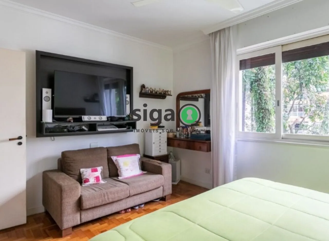 Imagem Apartamento clássico em Higienópolis | 230m² ? 4 dormitórios ? 2 vagas ? 1 por andar