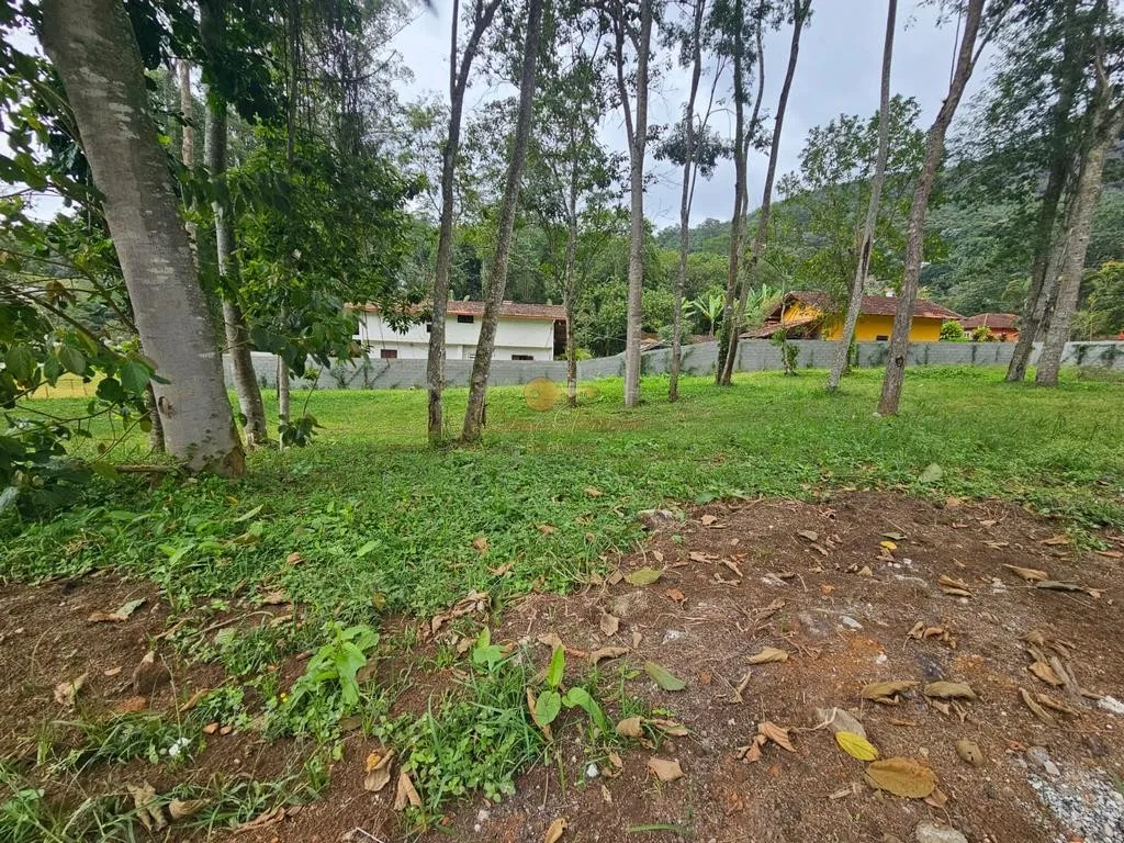 Imagem Terreno em Condomínio para Venda em Teresópolis / RJ no bairro Parque do Imbui