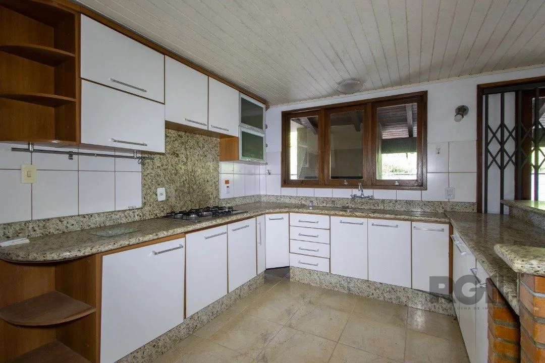 Imagem Casa de 3 dormitórios no Jardim Isabel com vista para o Guaíba.