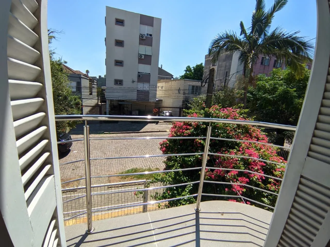 Imagem Casa com 3 Dormitórios, sacada e churrasqueira, no Bairro São João