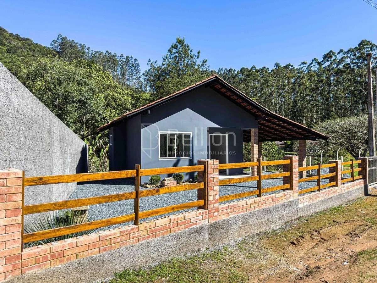 Imagem Casa nova Rio Rosina em Rio dos Cedros: conforto e praticidade no mesmo lugar