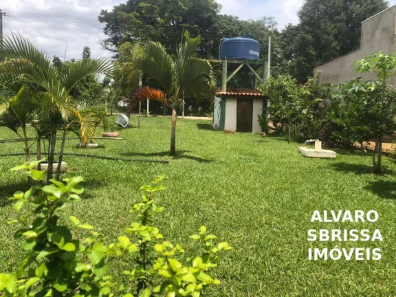 Imagem Belissima Chácara com poço artesiano, 3 dormitórios à venda, 2800 m² por R$ 1.250.000 - Chácara Maracajás - Salto/SP