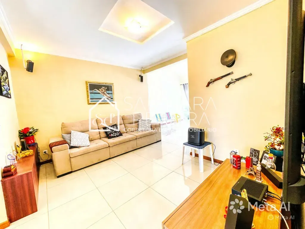 Imagem CASA RESIDENCIAL E COMERCIAL COM GALPÃO OTIMO PARA ESTACIONAMENTO, MORAR E TER SEU NEGOCIO NO MEMSO