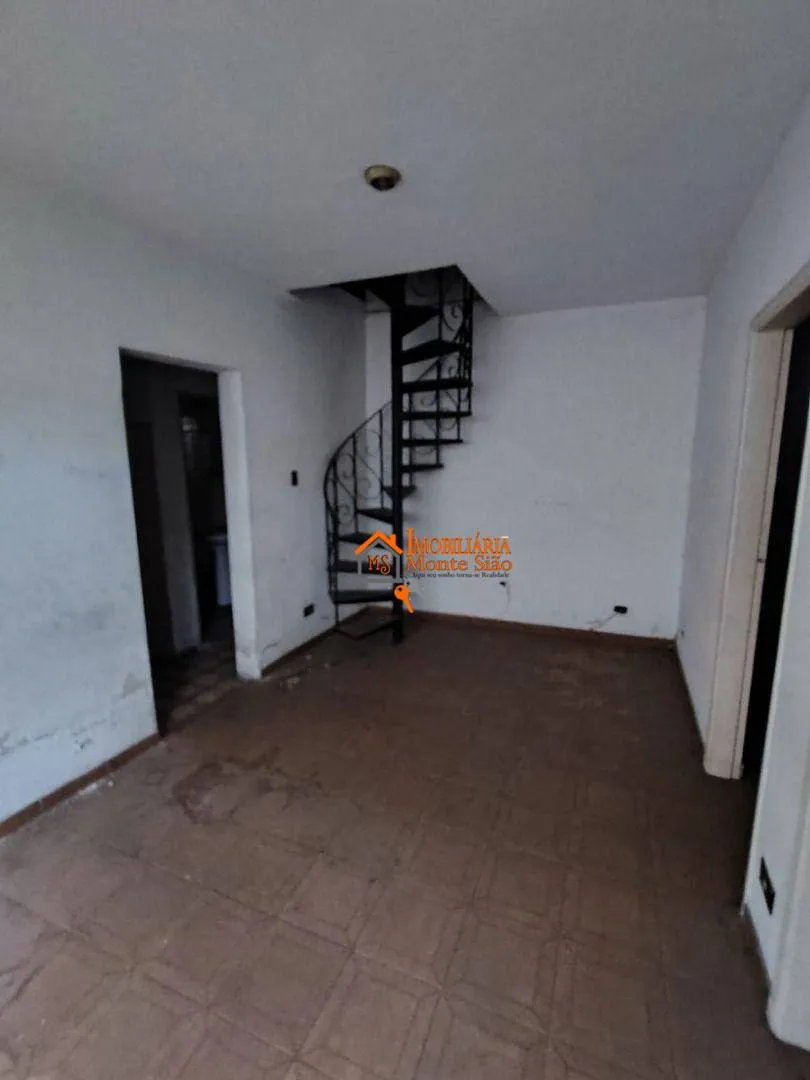 Imagem Casa com 5 dormitórios à venda, 180 m² por R$ 640.000,00 - Parque Marabá - Guarulhos/SP