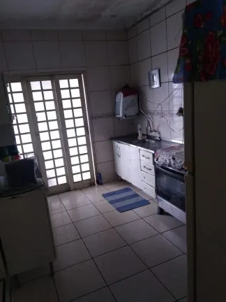 Casa com 2 Quartos à Venda, 210 m² em Conjunto Cachoeira Dourada - Goiânia