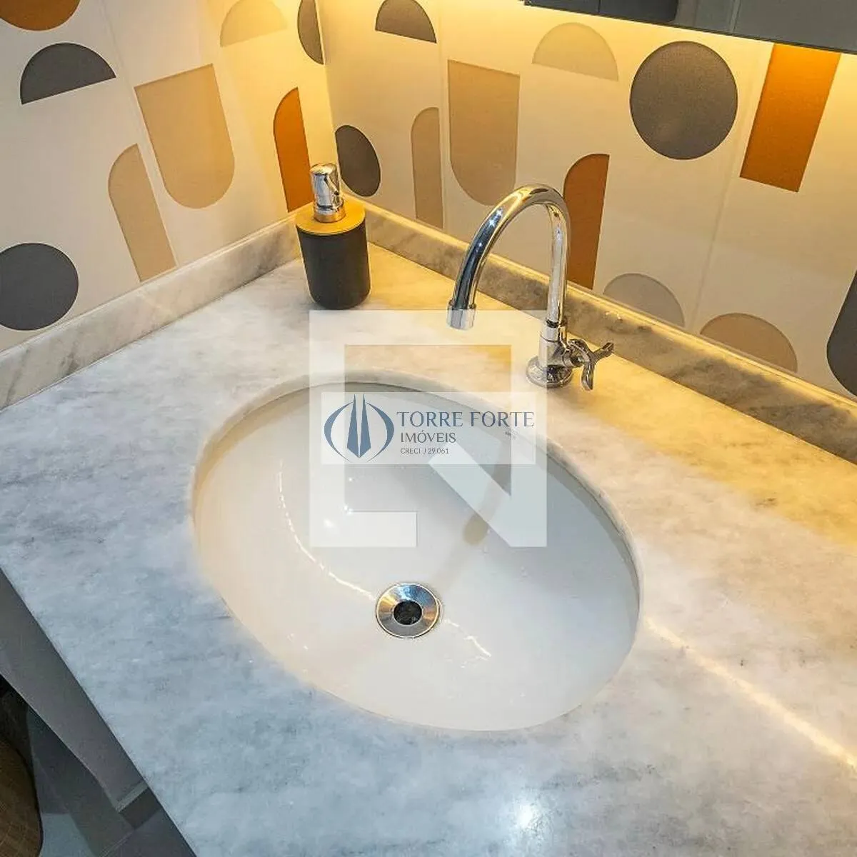 Imagem Ótimo apartamento com 30 m² 1 suíte no Sumaré a 300 m do Metrô Vl. Madalena