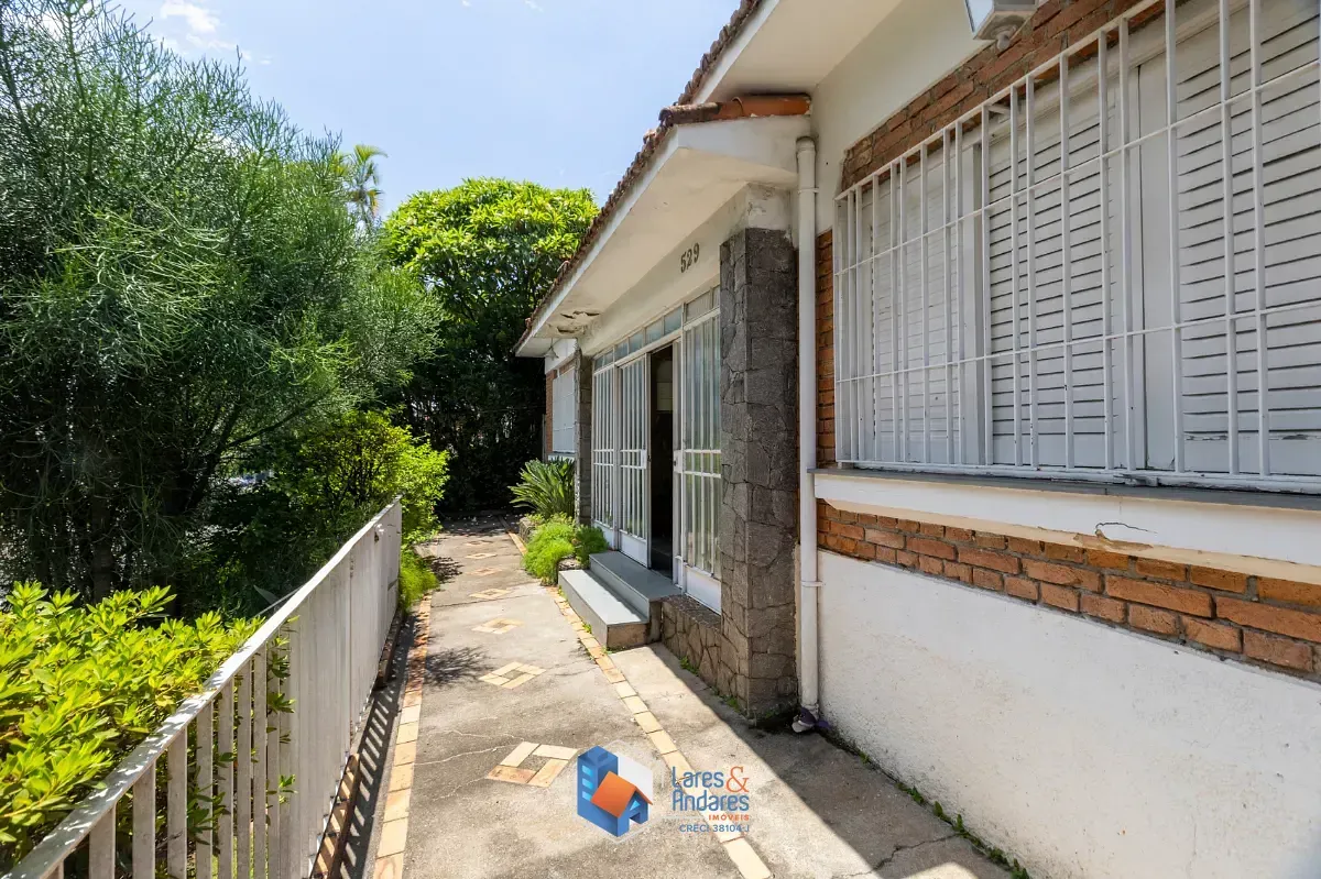 Imagem Casa para venda em Lapa com 3 quartos, sendo 1 suíte, 377m²