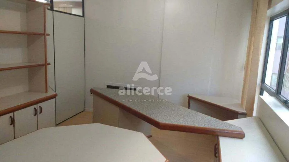 Imagem Sala à venda com 1 quarto , 60,79m² em Centro Florianópolis/SC