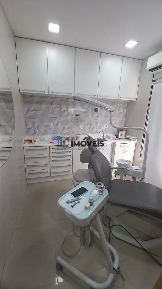 Sala Comercial a Venda no bairro Alcântara - São Gonçalo, RJ