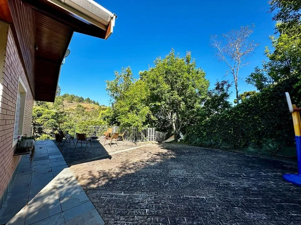 Imagem Casa à venda 4 Quartos, 1 Suite, 4 Vagas, 1350M², Condominio Vale do Sol, Campos do Jordão - SP | Condomínio colinas do sol