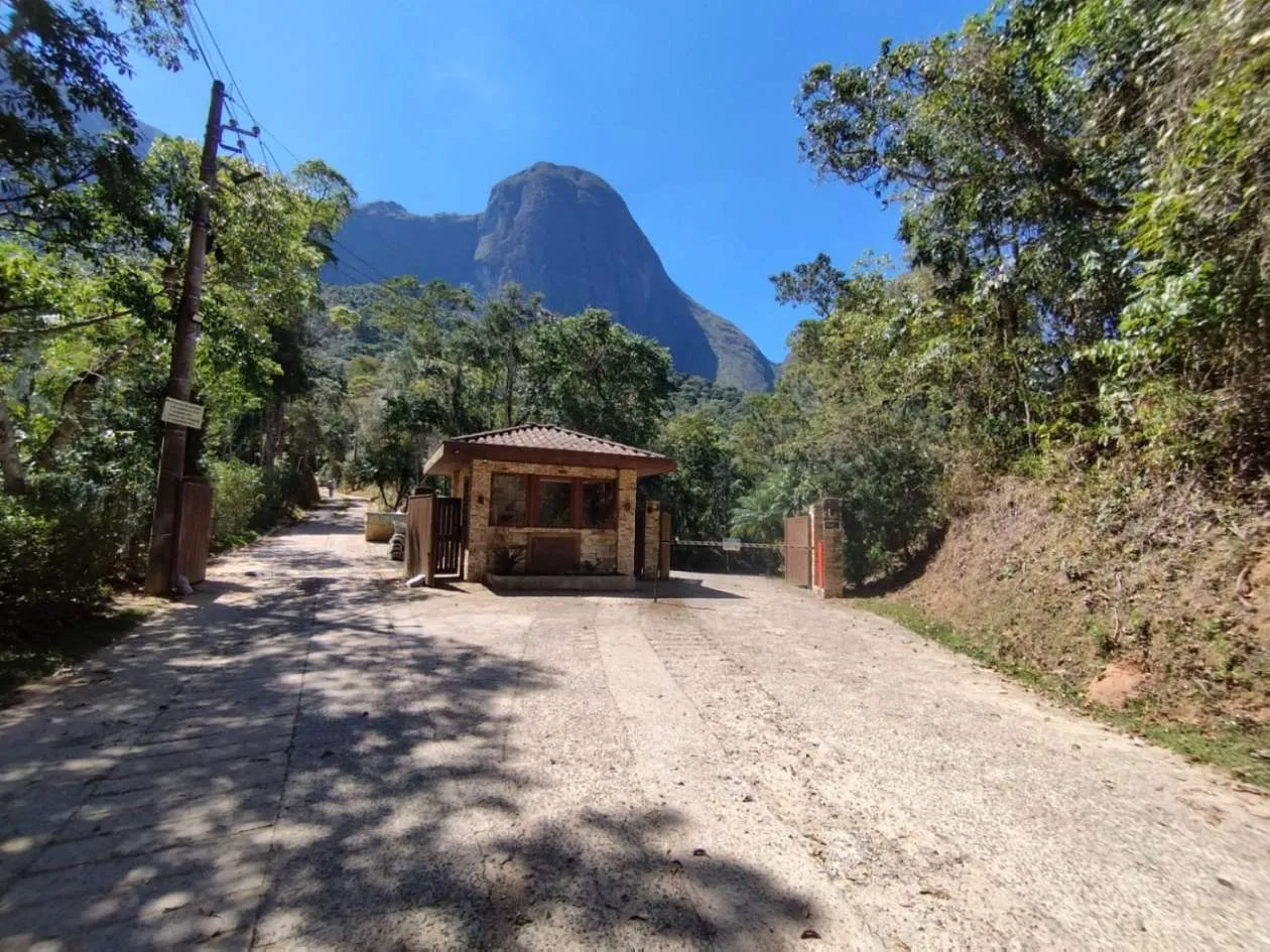 Foto do imóvel Terreno para Venda em Estrada do Capoeirão