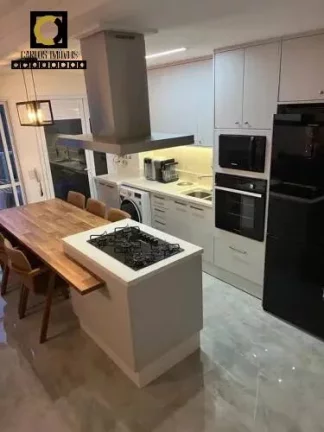Imagem Duplex na rua da praia a venda em Santos!!!!!