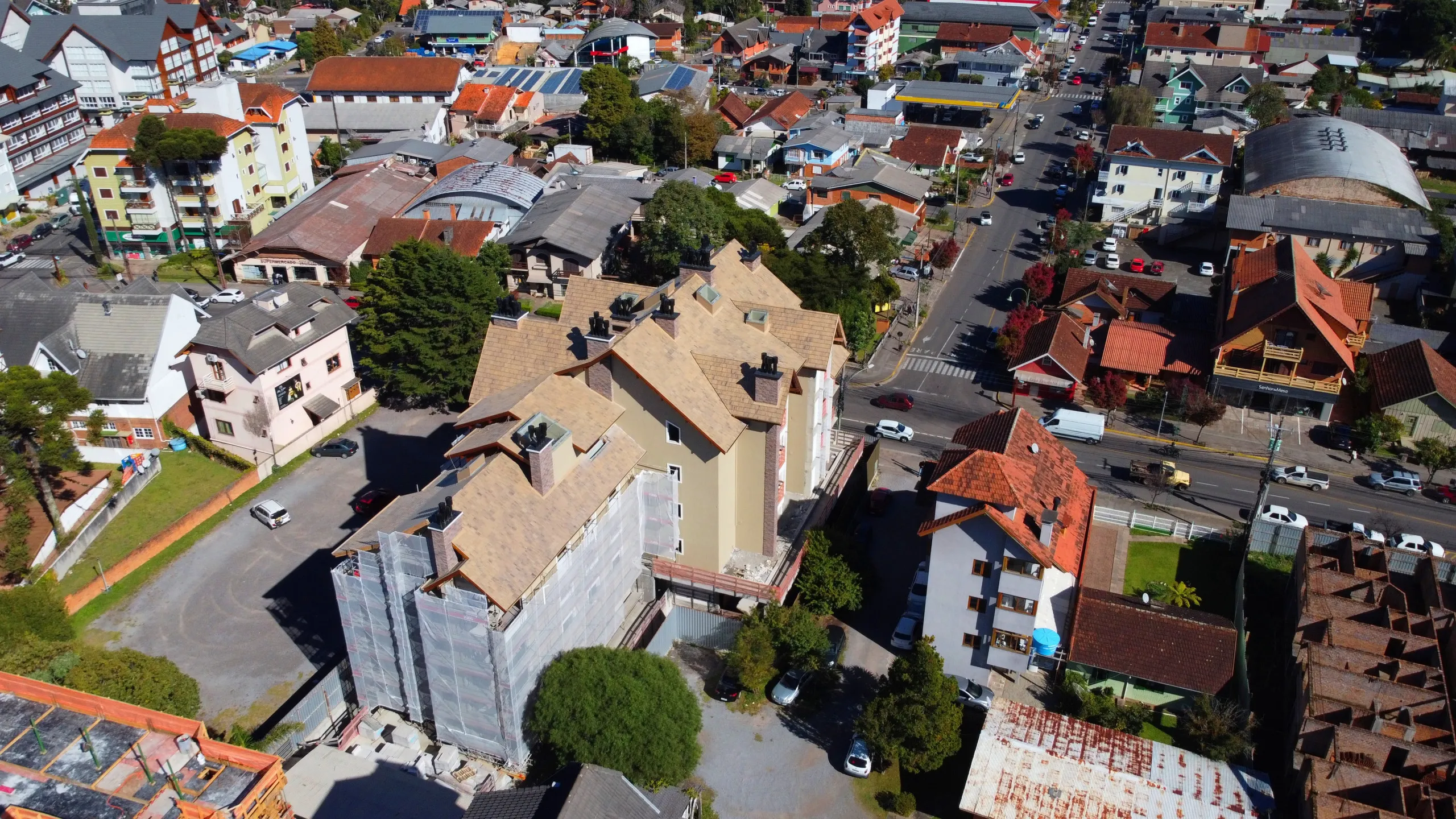 Imagem Apartamento à venda em Gramado, Centro, com 2 quartos, 71.32m2