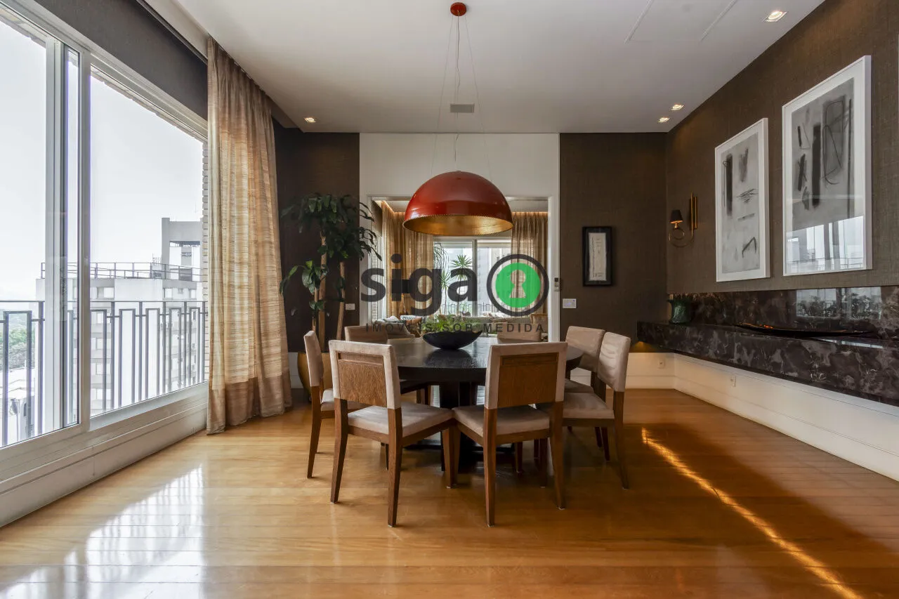 Imagem Apartamento com 4 Quartos à Venda no Itaim