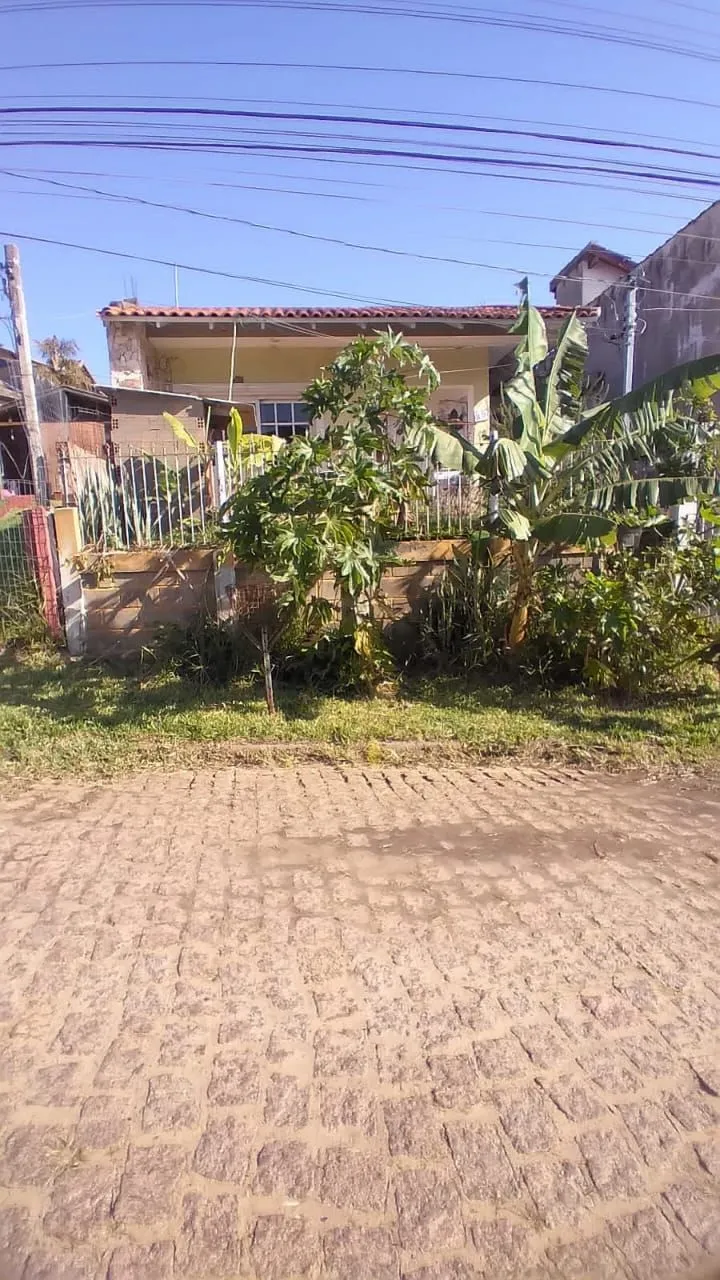 Imagem Casa no Bairro Ipanema - 2 Dormitórios