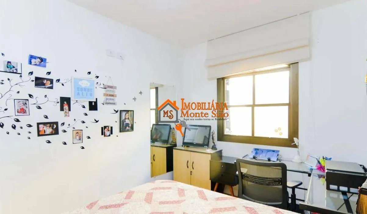 Imagem Sobrado com 6 dormitórios à venda, 245 m² por R$ 1.200.000 - Vila Galvão - Guarulhos/SP