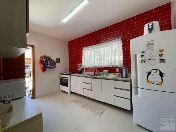 Imagem Casa para Venda em Teresópolis, Vargem Grande, 3 dormitórios, 1 suíte, 3 banheiros, 3 vagas