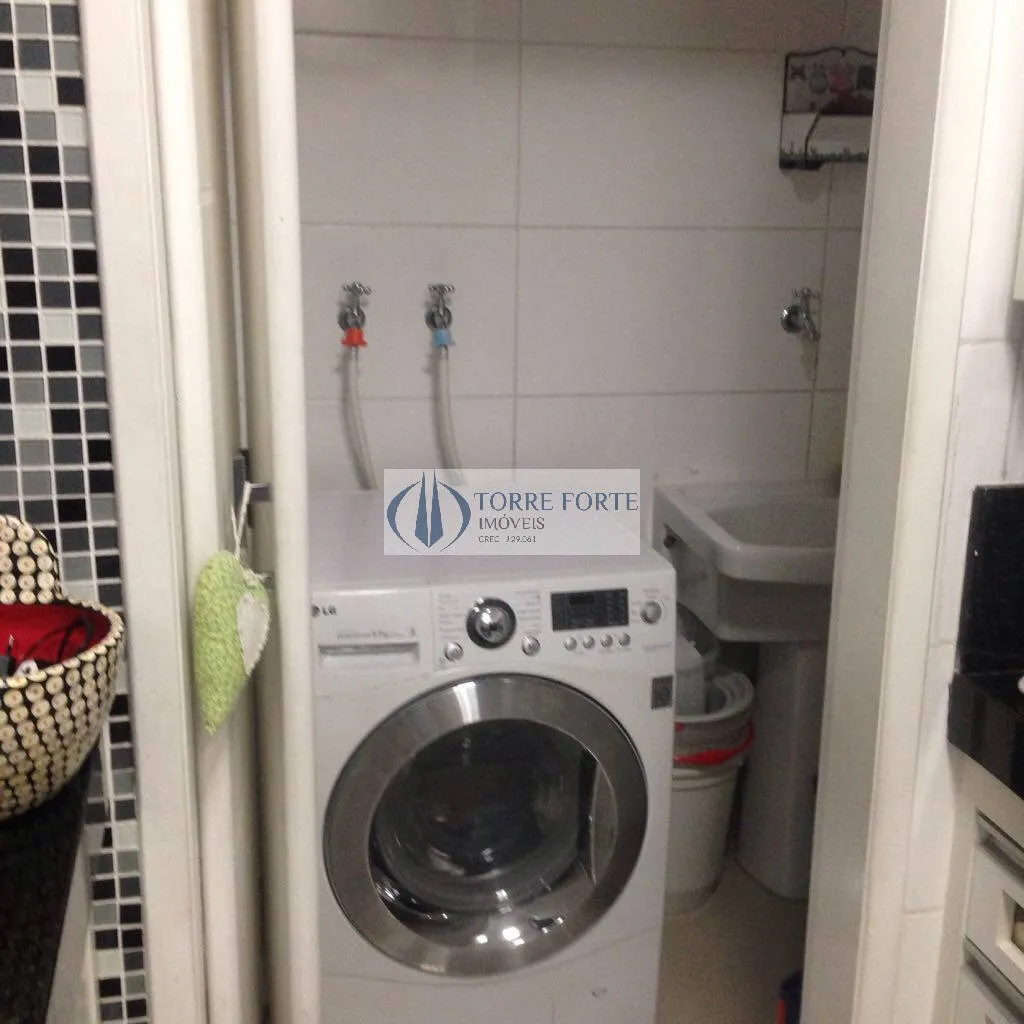 Imagem Apartamento de 107m² com 3 dormitórios e 2 vagas na Chácara Califórnia
