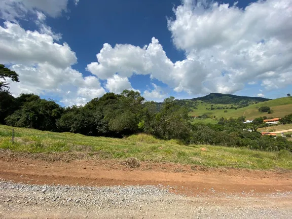Terreno à Venda, 1.000 m² em do Salto de Baixo - Extrema