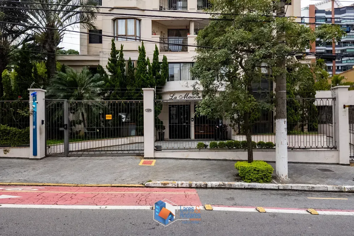 Imagem Apartamento para venda em Moema com 2 quartos, sendo 1 suíte, 56m²