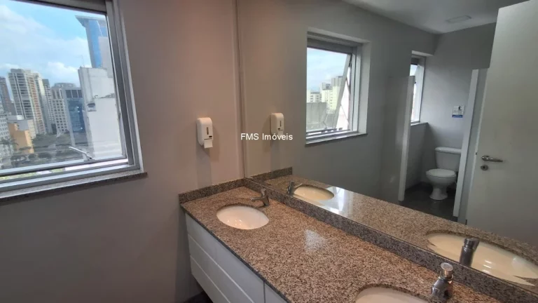 Imagem Conjunto Comercial Mobiliado com 182m² e 8 vagas no Jardim Paulistano.