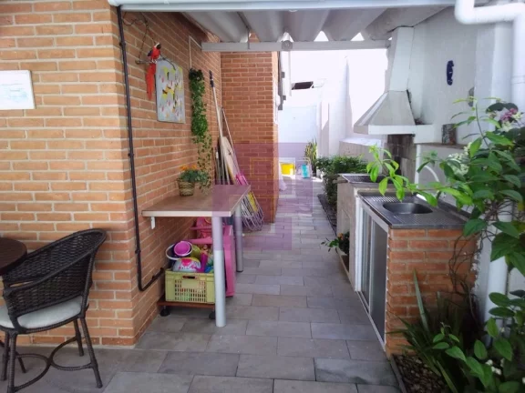 Imagem Casas / Padrão na cidade de Guarujá