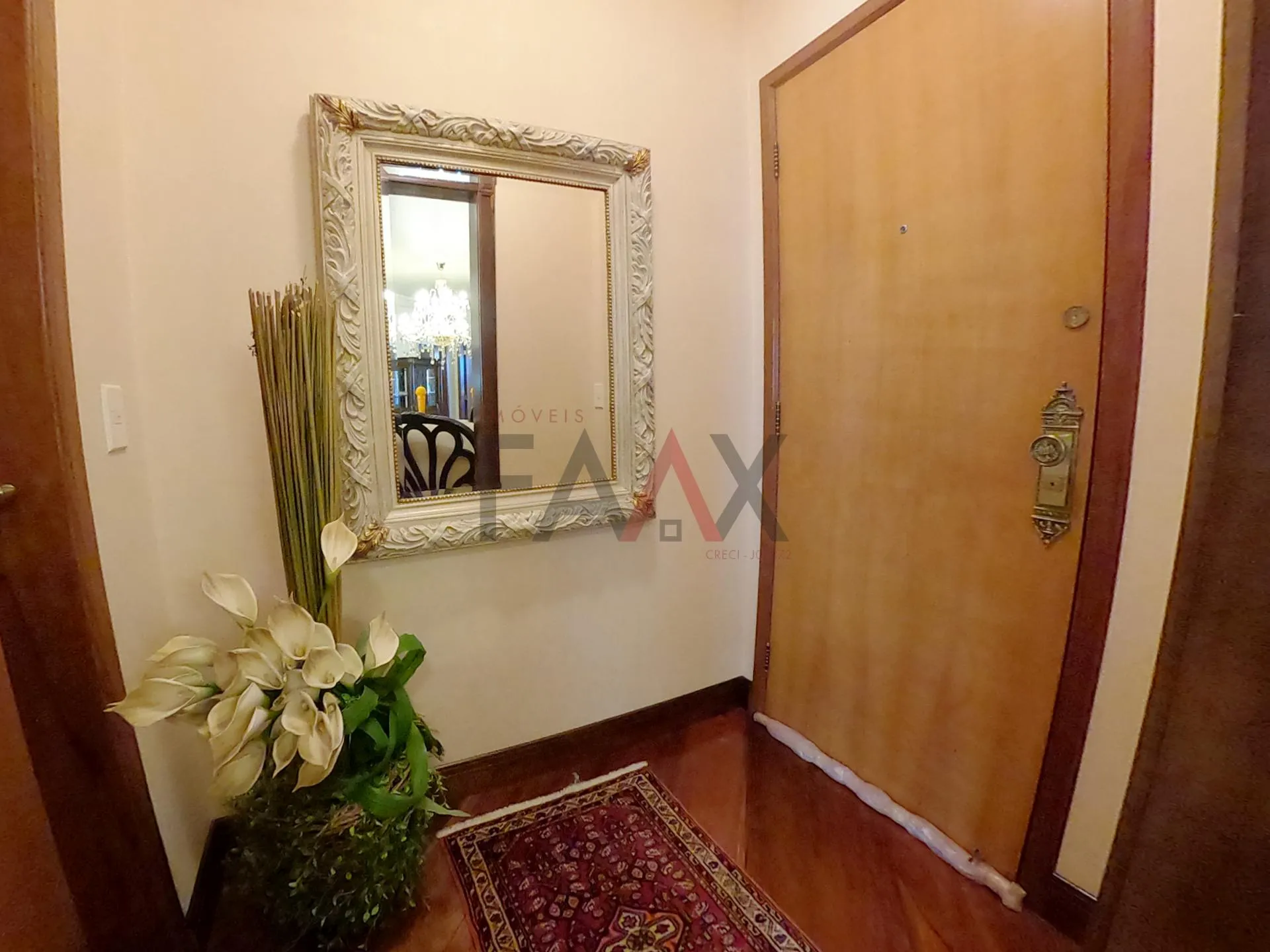 Imagem Apartamento à venda no Edifício Bourbon em frente ao Teatro Municipal no centro