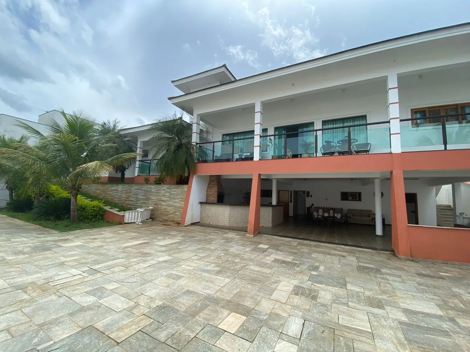Imagem OPORTUNIDADE LINDA CASA DE 560M² JARDIM IBITI DO PAÇO!!!