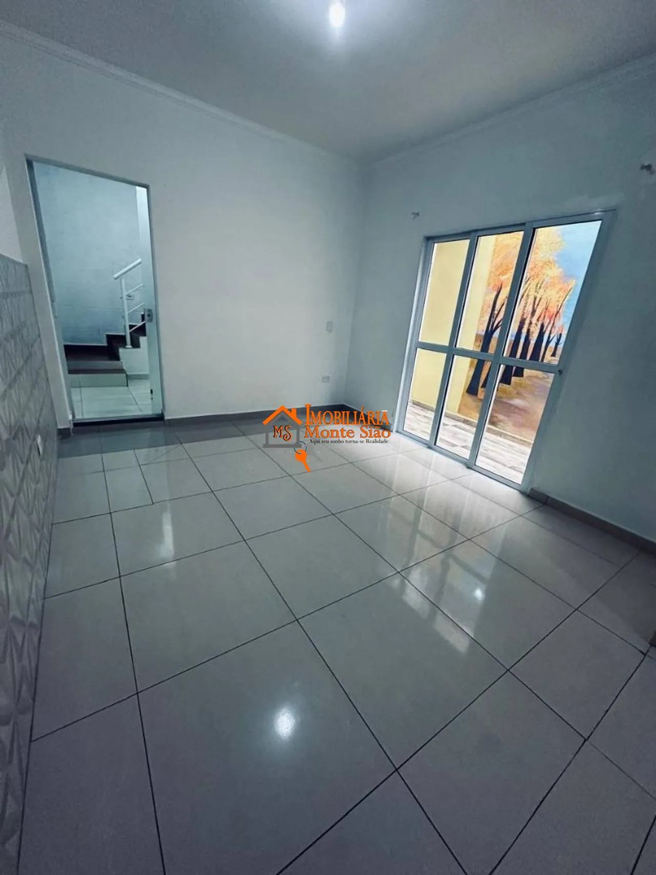 Imagem Sobrado para Locação Comercial ou Residencial - 4 Quartos e 2 Vagas
