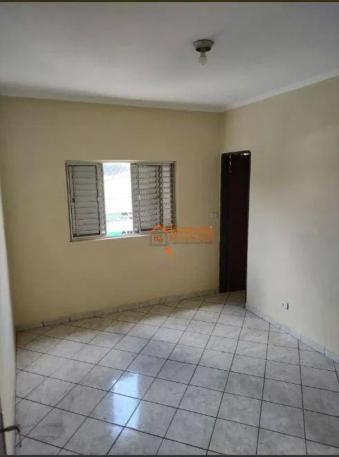 Imagem Sobrado com 9 dormitórios à venda, 220 m² por R$ 1.325.000,00 - Cidade Soinco - Guarulhos/SP