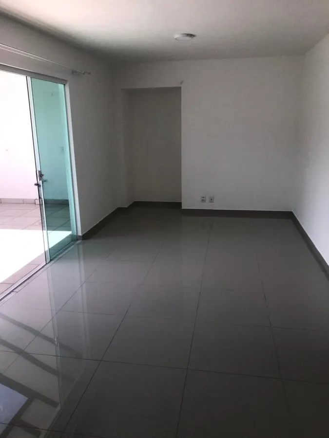Imagem Cobertura para Venda em Petrópolis / RJ no bairro Samambaia